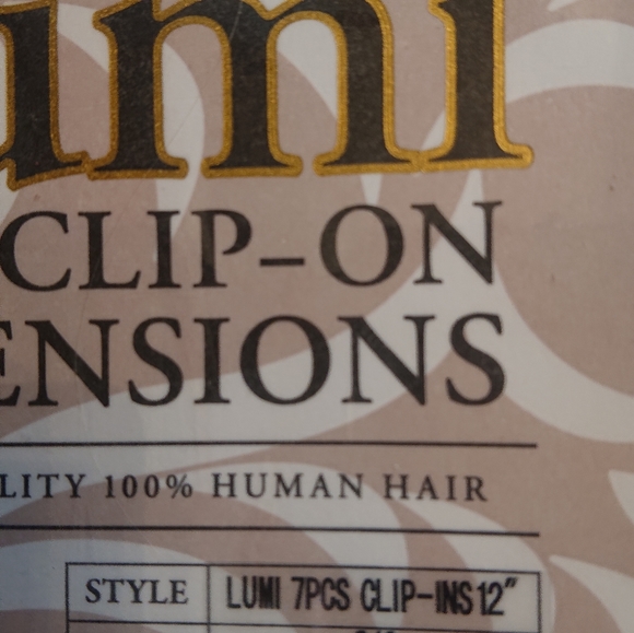 Lumi TOTAL 14 Pcs clip-on Hair Extensions (2 pack) - Picture 3 of 4